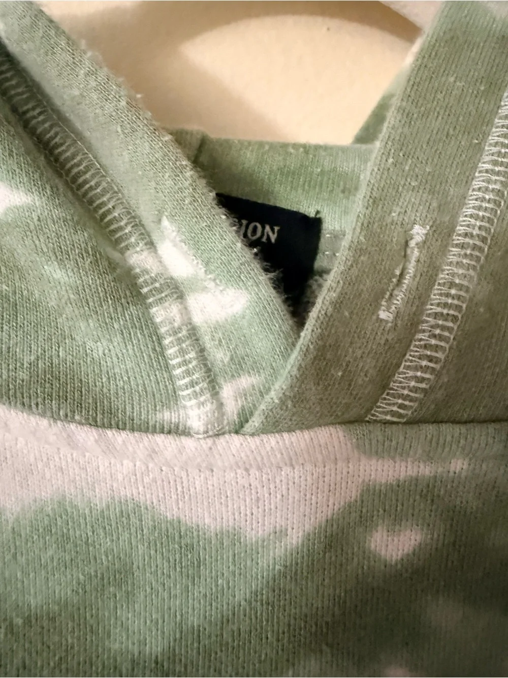 True Religion Green Tie-Dye Hoodie, Lighter Weight, sz L Men’s, Fits Women’s XL